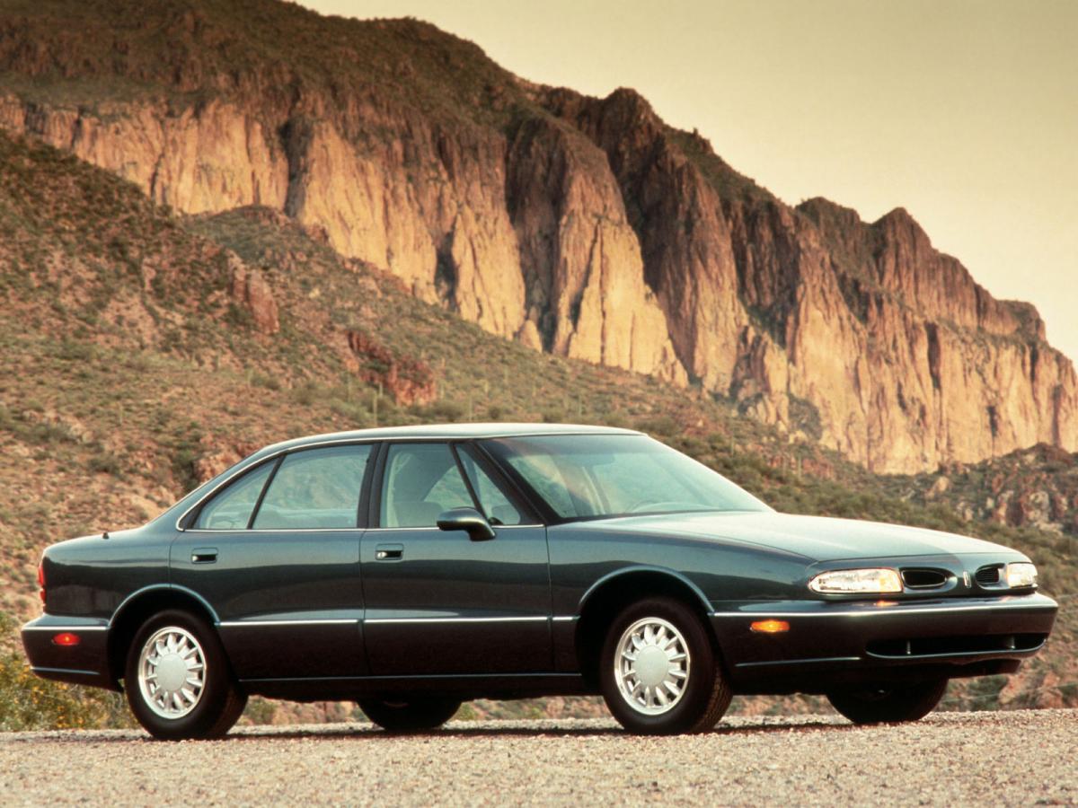 Oldsmobile Eighty-eight 3.8 V6 Supercharger (243 Hp)